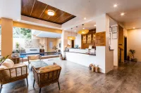 Molly Resorts