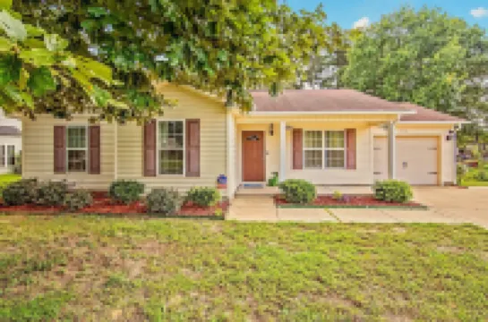 The Strickland Stopover Hotels in Seventy-First