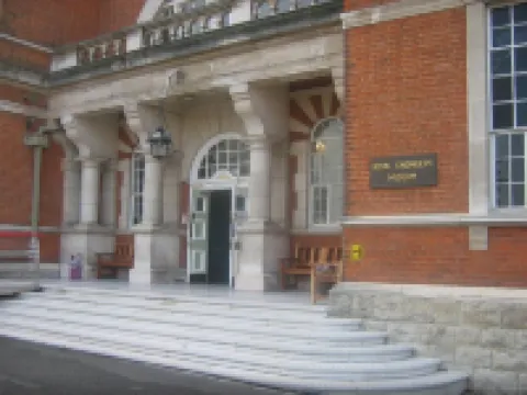 Hidden Treasure- 2 Beds Sleeps 3 Gillingham Hotels in Gillingham