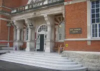 Hidden Treasure- 2 Beds Sleeps 3 Gillingham Hotels in Chatham