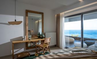 Lady Sea 6 Bedroom Villa with Heated Pool & Private Beach Access