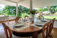 Hibiscus Home & Apartments Hoteles en Tiwi