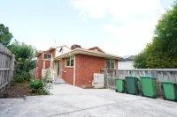 Exquisite 2Br Staycation Ringwood Hotels in Ringwood