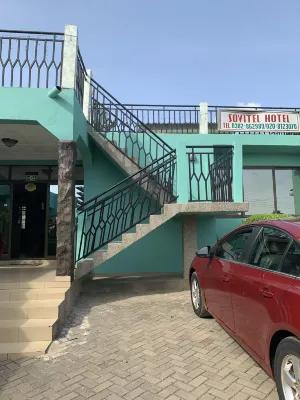 Sovitel Hotel and Restaurant فنادق في کاسوا