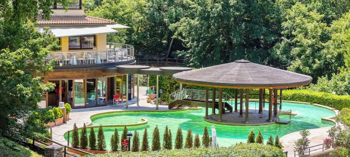 Isa - Residence with Thermal and Sports Pools in Sorano Hotels in Sorano