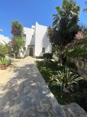 칸나 가든 호텔 -  어른 전용 Ancient Theatre 주변 호텔