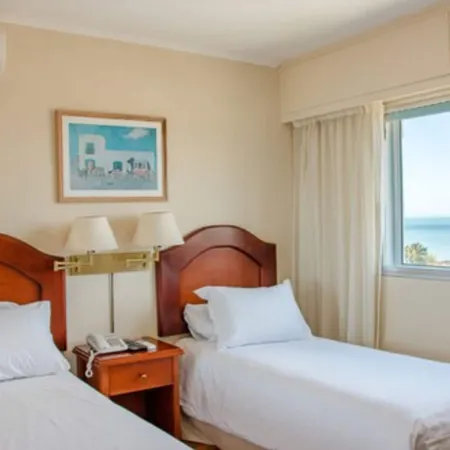 Hotel Sunset Beach Отели рядом с достопримечательностью «Пляж Манса»