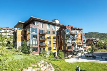 Lift by All Seasons Resort Lodging