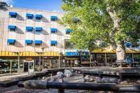 Skoogs City Bnb Hotel di 