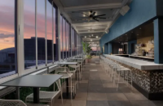 新奧爾良吟遊詩人酒店，希爾頓啟繽精選