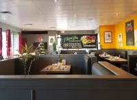 Riviera Motor Inn