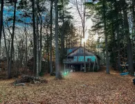 Spacious Waterfront Cabin with Incredible Views - Gorgeous Tranquil Retreat