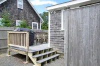 Inviting Living Areas and Close to Beaches - Charming Coastal Retreat Hotels in West Dennis