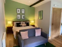 Harewood End Inn Hotel di Thruxton