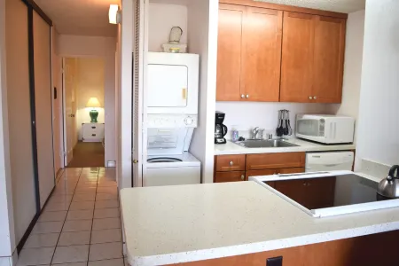 Budget Friendly Condo Overlooking the Pool Отели рядом с достопримечательностью «Kihei Aquatic Center»