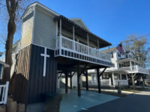 Ocean Access and Limo Golf Cart - Stunning Coastal Escape