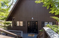 Eagle's Nest A-Frame Cabin Mountain Retreat with EV Charger @ Massanutten Resort