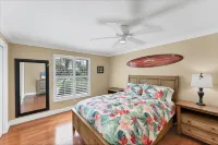 Waterfront Canal View and Private Pool with Spa - Stunning Retreat