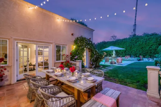 Heated Pool and Lush Gardens - Elegant Mediterranean Retreat