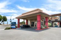 Best Western Desert Villa Inn Hotels in der Nähe von Route 66 Mother Road Museum