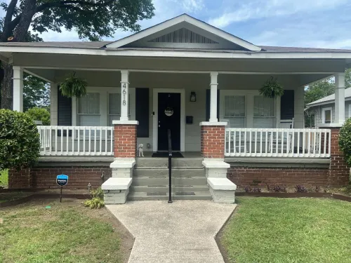 Bungalow That is Less Than 20 Mins Away from Birmingham Downtown Attractions!