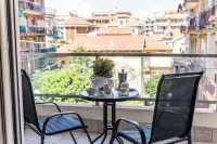 Sirius, one-bedroom flat 200 m from the beach and with rooftop condominium pool