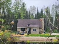 Plan a Cozy Winter Getaway to the Woods!