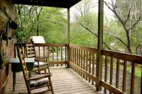 Rustic Stream Retreat - Pond, Grist Mill, Charming Cabin Hotel a Pittman Center