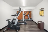 Orange Grove Inn - gimnasio