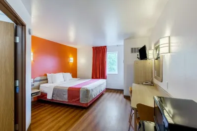 Motel 6 Baraboo, WI - Lake Delton Các khách sạn ở Baraboo