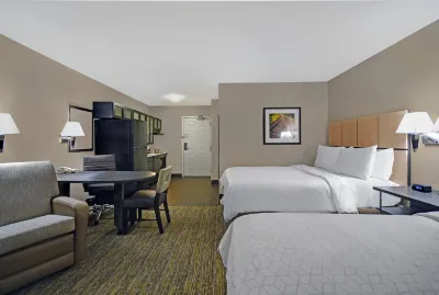 Candlewood Suites Sumter Отели рядом с достопримечательностью «Суон Лейк Айрис Гарденс»