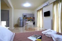 Niriides Hotels in Frini