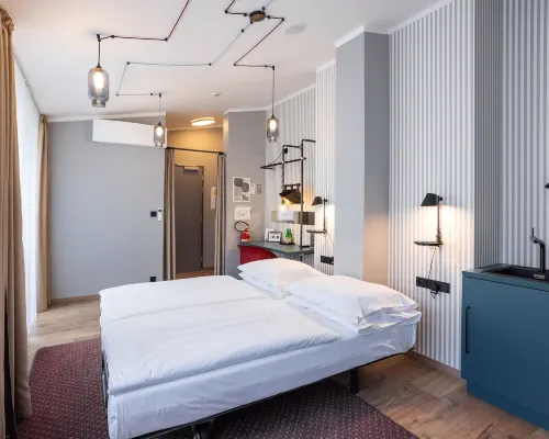 Miss Sophie's Downtown Hotels near Ungelt