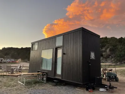 بي في أوفرلوك كامب آند لودجينج فنادق في 