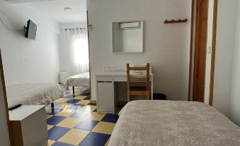 Hostal Avenida 57