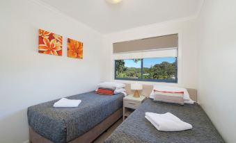 South Pacific Apartments
