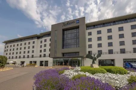 Radisson Blu Hotel, Dublin Airport Отели в г. Малахайд