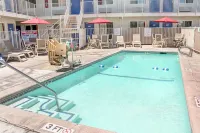 Motel 6 Lancaster, CA