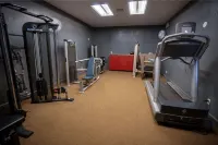 Nuk's Executive Suites - Gym