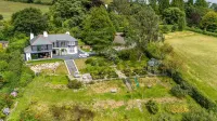 Fox Hill House - Quintessential Country Escape with Modern Twist Hotel dekat Exe Estuary viewpoint
