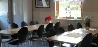 Kalkbrottets Vandrarhem Hotels in Lärbro