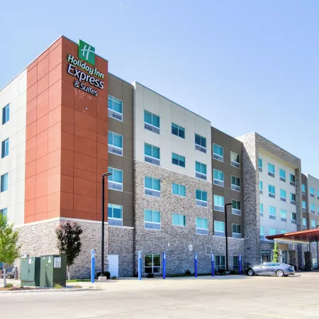 Holiday Inn Express & Suites ONALASKA - LA CROSSE AREA by IHG