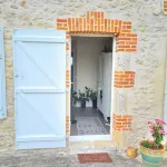 샹브르 도트 라 케리에르 쁘휴니에-엉-쏠로니으 호텔