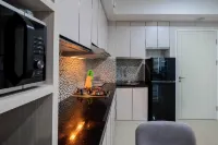 Comfy and Modern 2Br Grand Kamala Lagoon Apartment