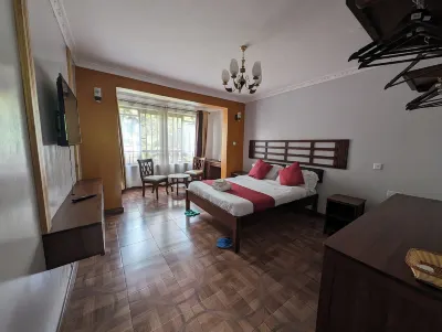 Edgewood Country Place Отели в г. 