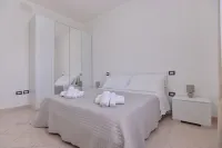 IzzHome Lagoon Hotels in Nora