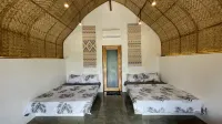 Footprints Beach Resort