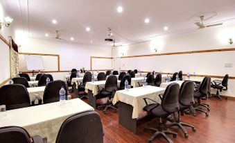 Neelesh Inn- A Luxury Lake View Hotel- 20 Kms from Nainital