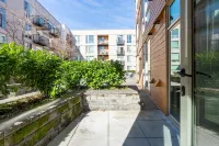 Sophari  Mercer Island Apartments Hotels near Mercerdale Park