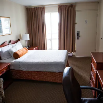 Knights Inn Lethbridge